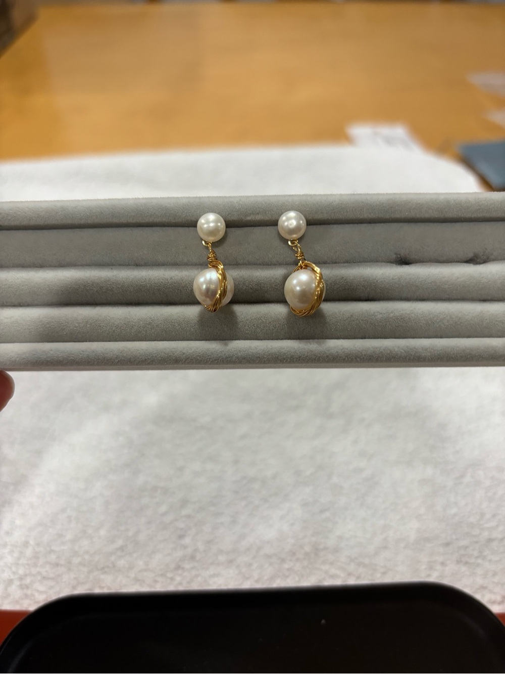 Classic Gold and White Pearl Drop Earrings - Elegant Women's Jewelry - Picture 11 of 11